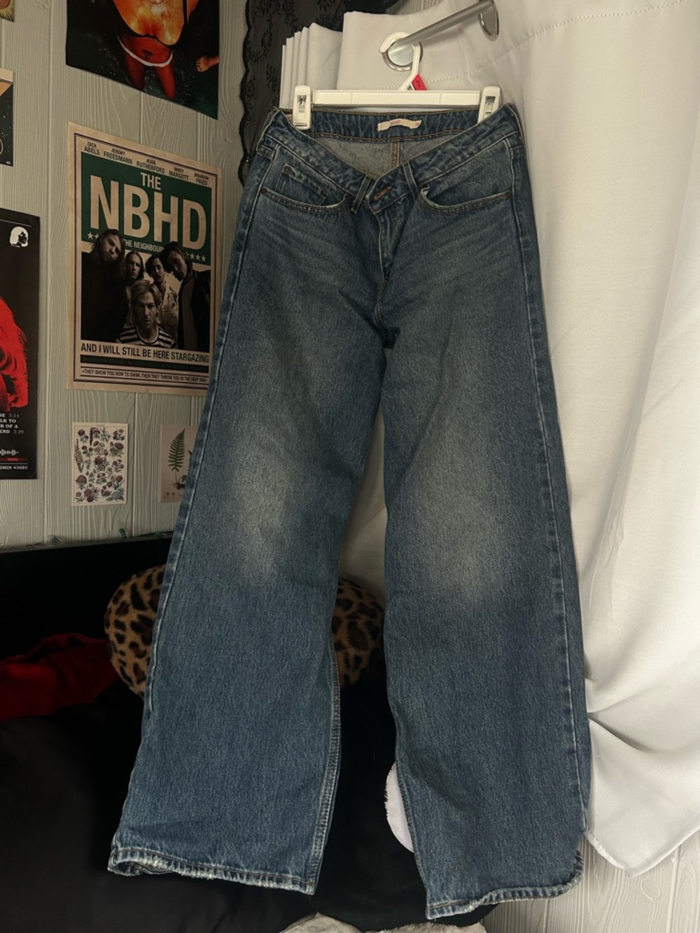 Levi’s low loose jeans size 29